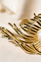 Cloud-like earrings
